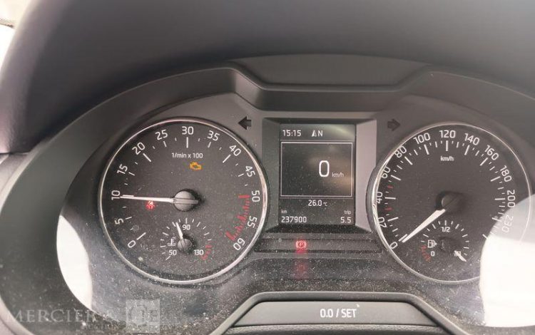 SKODA OCTAVIA COMBI  DK-482-QL