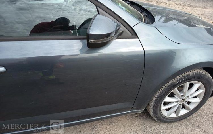 SKODA OCTAVIA COMBI  DK-482-QL