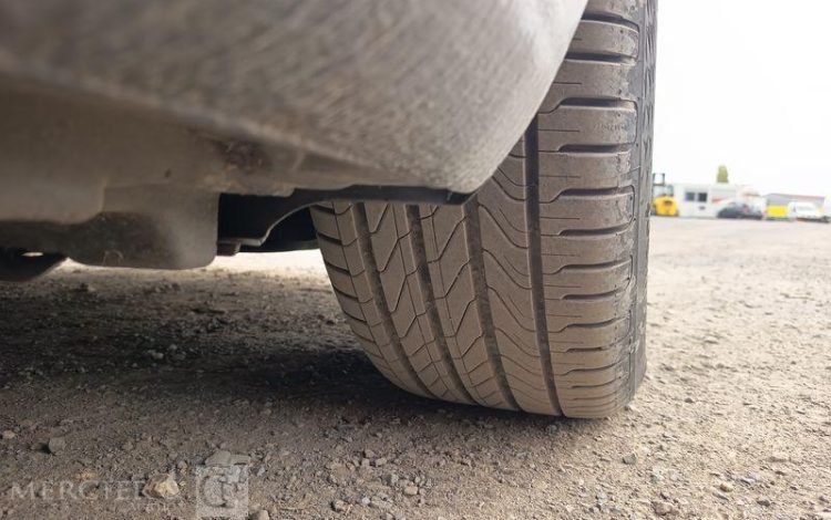 SKODA OCTAVIA COMBI  DK-482-QL