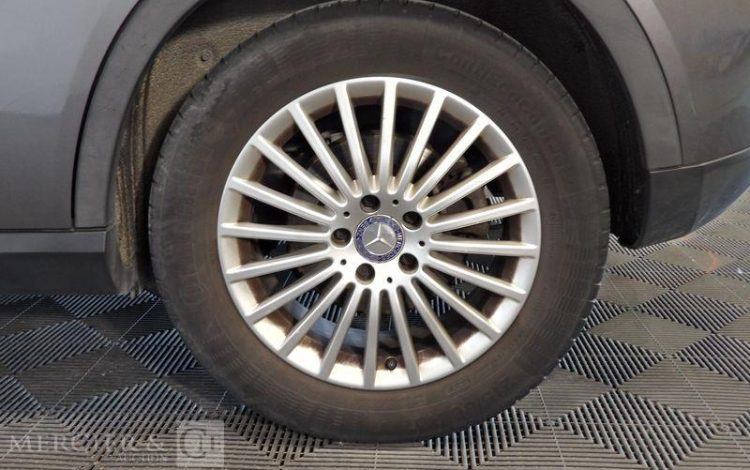 MERCEDES GLA 1.5 180 CDI 110CH INTUITION GRIS DT-355-PJ