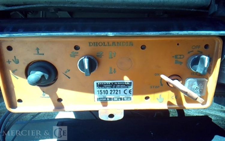 FRUEHAUF SEMI REMORQUE HAYON 3 ESSIEUX PTAC 38T  EA-490-ZR