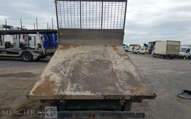 IVECO 35C13 BENNE SIMPLE CABINE COFFRE  EB-046-HV