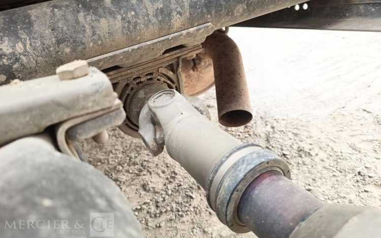 IVECO 35C13 BENNE SIMPLE CABINE COFFRE  EB-046-HV