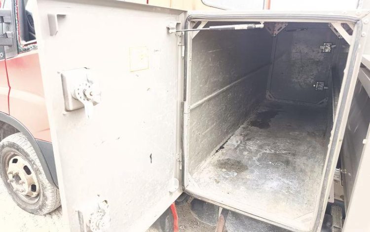 IVECO 35C13 BENNE SIMPLE CABINE COFFRE  EB-046-HV