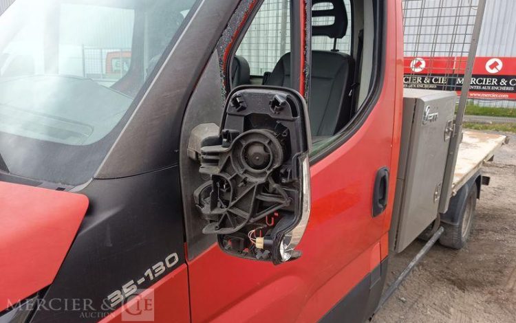 IVECO 35C13 BENNE SIMPLE CABINE COFFRE  EB-046-HV