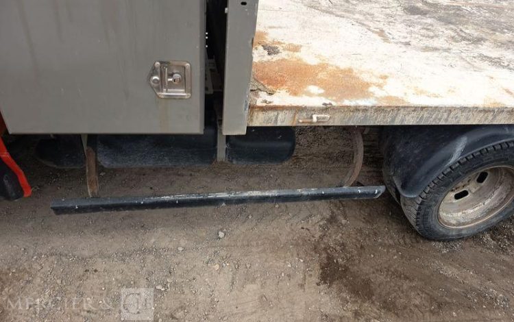 IVECO 35C13 BENNE SIMPLE CABINE COFFRE  EB-046-HV