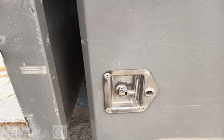 IVECO 35C13 BENNE SIMPLE CABINE COFFRE  EB-046-HV