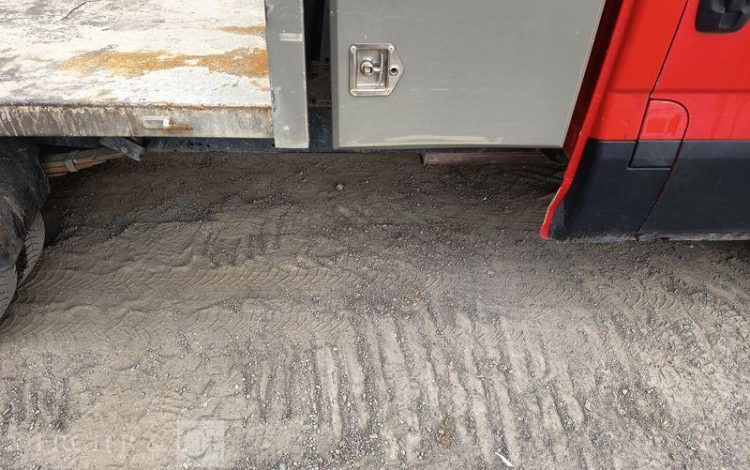 IVECO 35C13 BENNE SIMPLE CABINE COFFRE  EB-046-HV