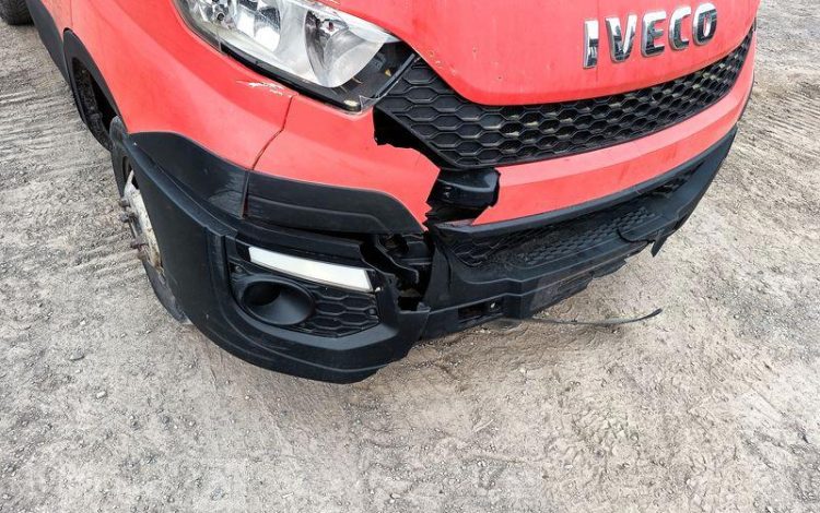 IVECO 35C13 BENNE SIMPLE CABINE COFFRE  EB-046-HV