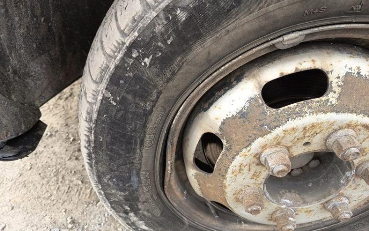 IVECO 35C13 BENNE SIMPLE CABINE COFFRE  EB-046-HV