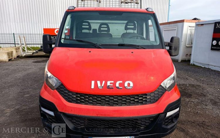 IVECO 35C13 BENNE SIMPLE CABINE COFFRE  EB-218-GW