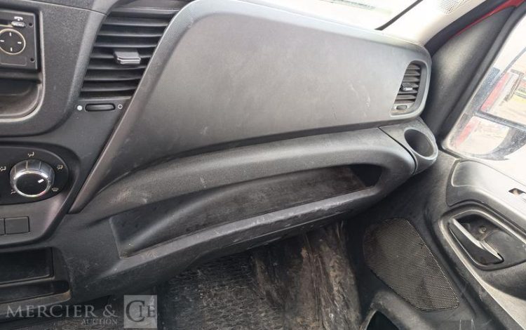 IVECO 35C13 BENNE SIMPLE CABINE COFFRE  EB-218-GW