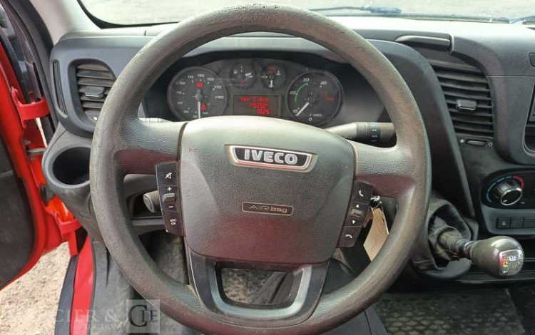 IVECO 35C13 BENNE SIMPLE CABINE COFFRE  EB-218-GW