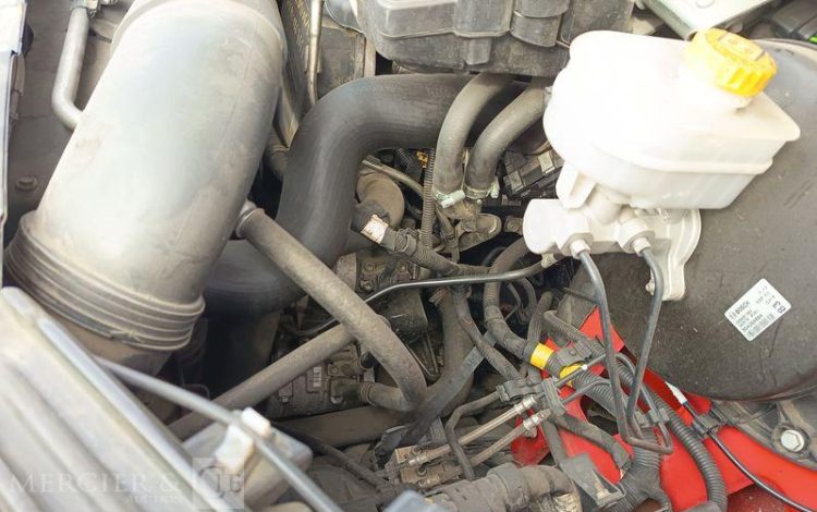 IVECO 35C13 BENNE SIMPLE CABINE COFFRE  EB-218-GW