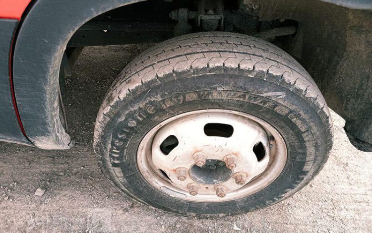 IVECO 35C13 BENNE SIMPLE CABINE COFFRE  EB-218-GW