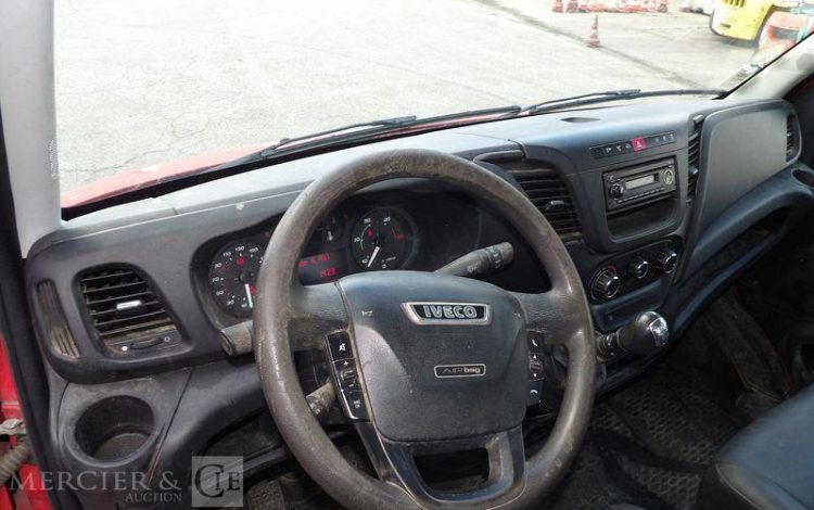 IVECO 35C13 CAMION BENNE  EB-373-DQ