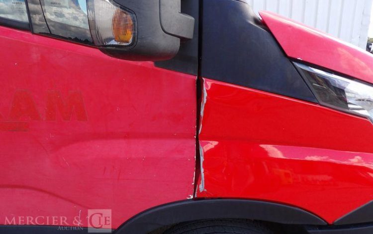 IVECO 35C13 CAMION BENNE  EB-373-DQ