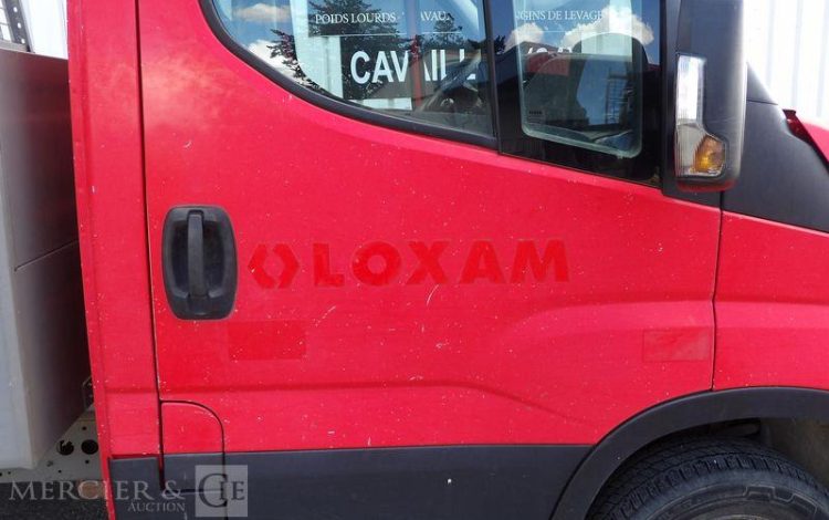 IVECO 35C13 BENNE SIMPLE CABINE COFFRE  EC-440-NG
