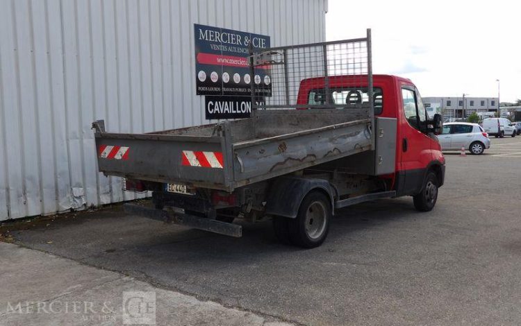 IVECO 35C13 BENNE SIMPLE CABINE COFFRE  EC-440-NG