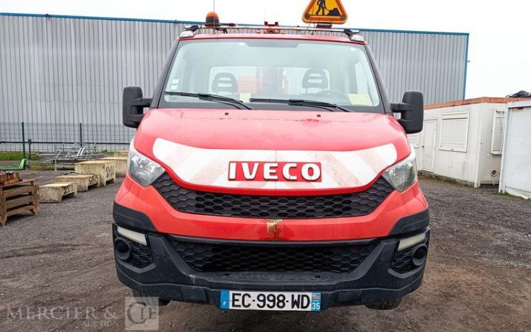 GSR 35S11 AVEC NACELLE GSR E169TR 11M – DIESEL – 1727 HEURES – ANNEE 2016 ROUGE EC-998-WD