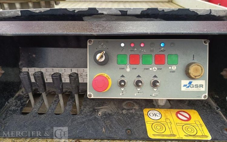 GSR 35S11 AVEC NACELLE GSR E169TR 11M – DIESEL – 1727 HEURES – ANNEE 2016 ROUGE EC-998-WD