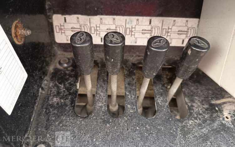 GSR 35S11 AVEC NACELLE GSR E169TR 11M – DIESEL – 1727 HEURES – ANNEE 2016 ROUGE EC-998-WD