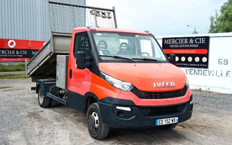 IVECO 35C13 BENNE SIMPLE CABINE COFFRE  ED-152-WX