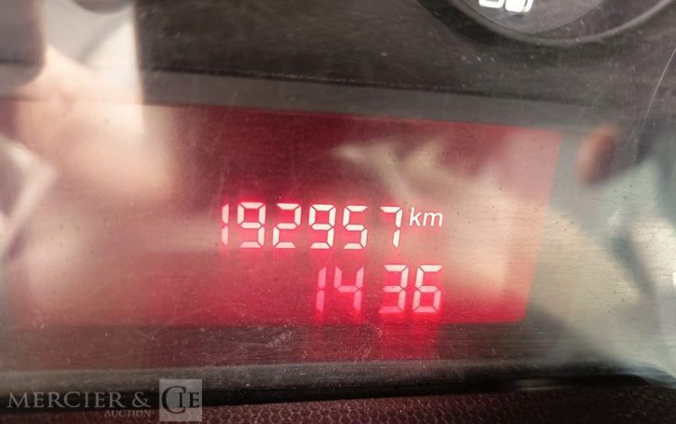 IVECO 35C13 BENNE SIMPLE CABINE COFFRE  ED-152-WX
