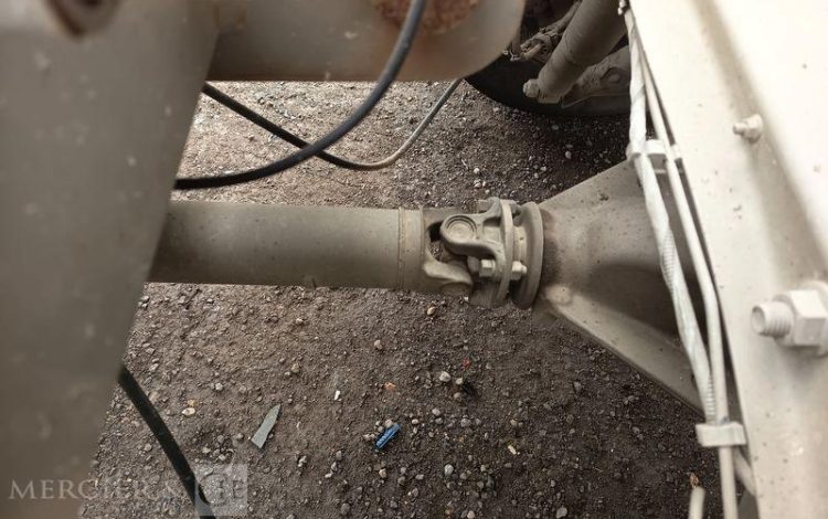 IVECO DAILY 35C13 BENNE AVEC COFFRE ACIER DIESEL – 129122 KMS – ANNEE 2016 ROUGE ED-184-WX