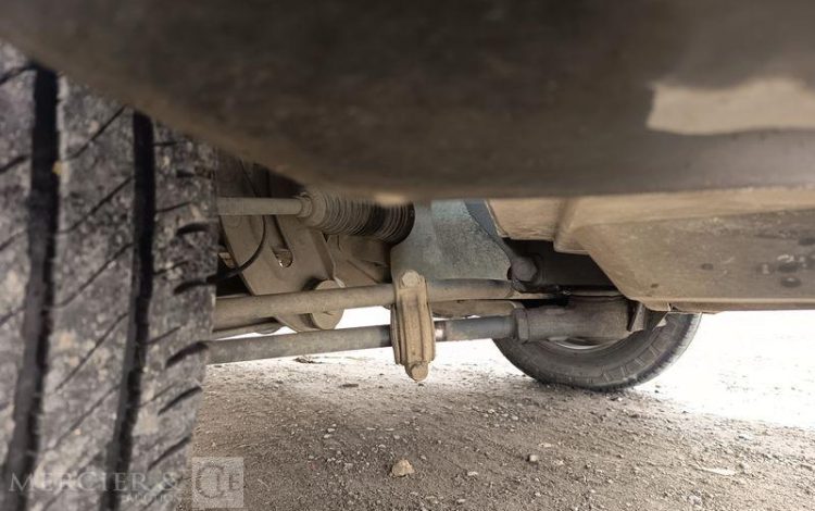 IVECO DAILY 35C13 BENNE AVEC COFFRE ACIER DIESEL – 129122 KMS – ANNEE 2016 ROUGE ED-184-WX