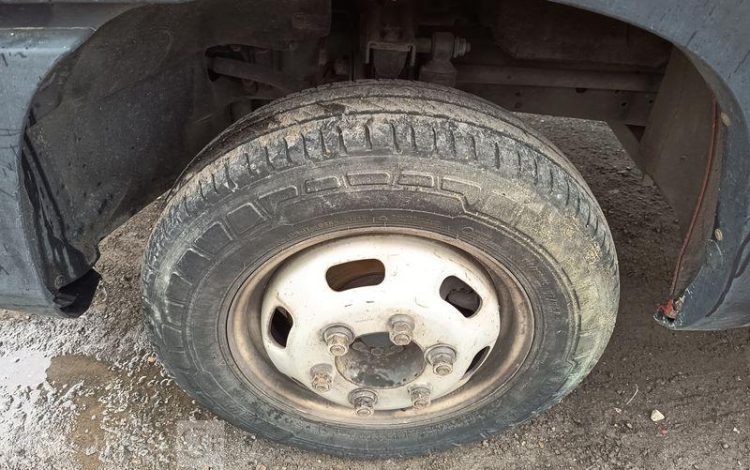 IVECO DAILY 35C13 BENNE AVEC COFFRE ACIER DIESEL – 129122 KMS – ANNEE 2016 ROUGE ED-184-WX