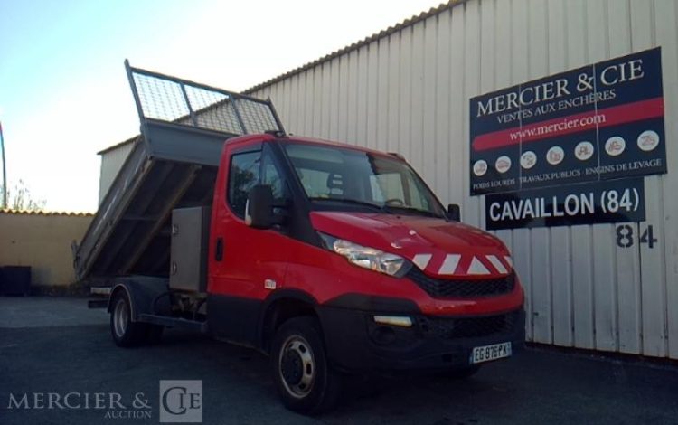 IVECO 35C13 BENNE SIMPLE CABINE COFFRE  EG-876-PX