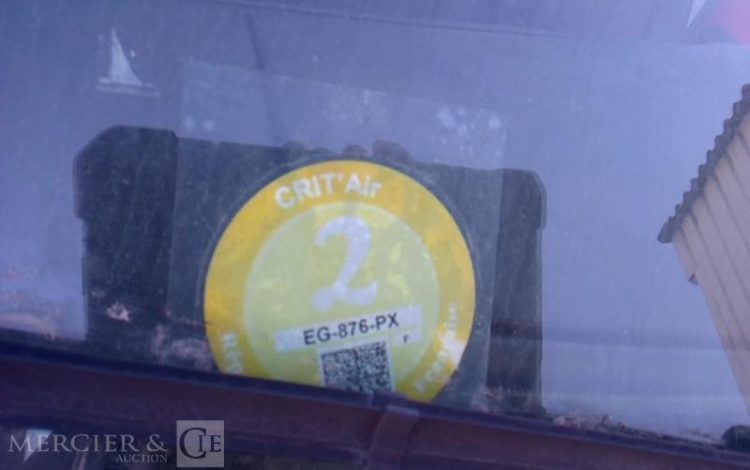 IVECO 35C13 BENNE SIMPLE CABINE COFFRE  EG-876-PX