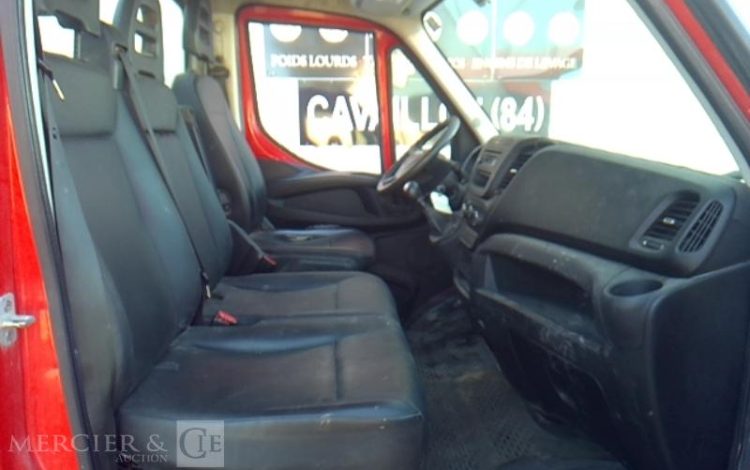 IVECO 35C13 BENNE SIMPLE CABINE COFFRE  EG-876-PX