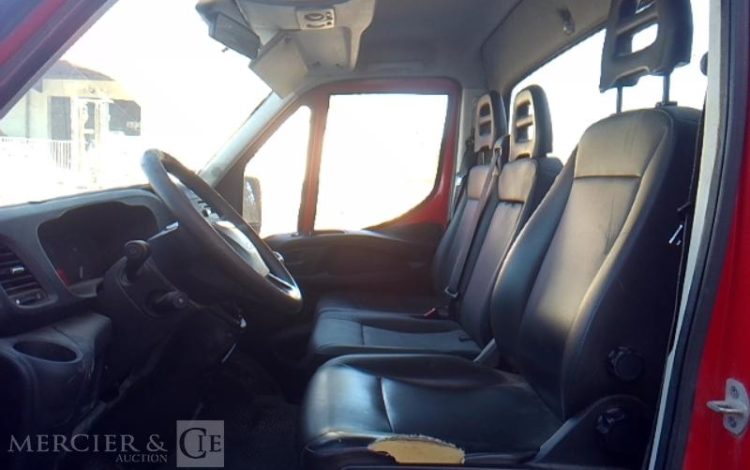 IVECO 35C13 BENNE SIMPLE CABINE COFFRE  EG-876-PX