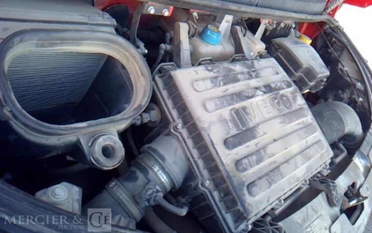 IVECO 35C13 BENNE SIMPLE CABINE COFFRE  EG-876-PX