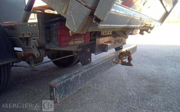 IVECO 35C13 BENNE SIMPLE CABINE COFFRE  EG-876-PX