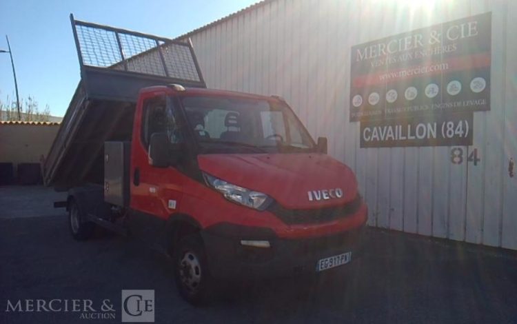 IVECO 35C13 BENNE SIMPLE CABINE COFFRE  EG-917-PX