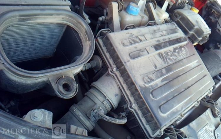 IVECO 35C13 BENNE SIMPLE CABINE COFFRE  EG-917-PX