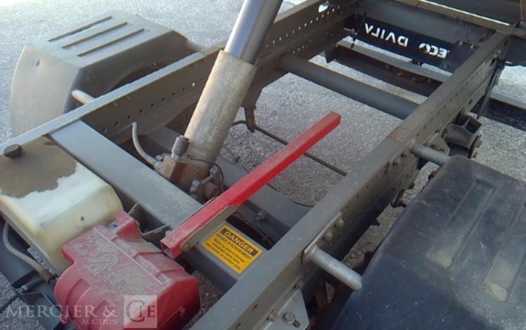 IVECO 35C13 BENNE SIMPLE CABINE COFFRE  EG-917-PX