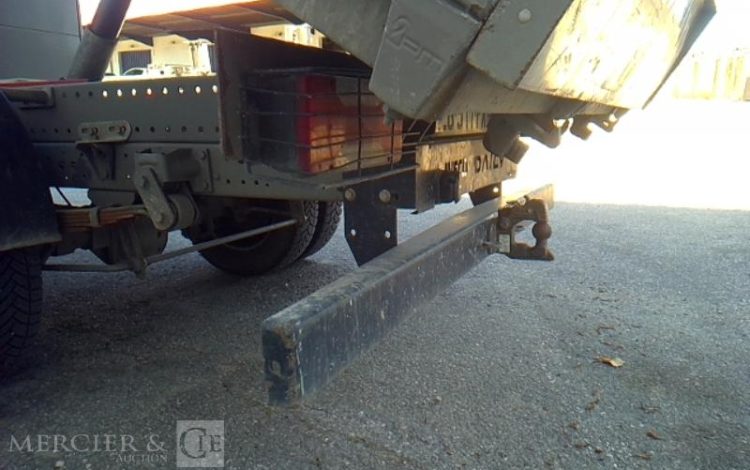 IVECO 35C13 BENNE SIMPLE CABINE COFFRE  EG-917-PX