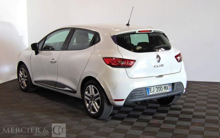RENAULT CLIO IV BLANC EJ-200-MA