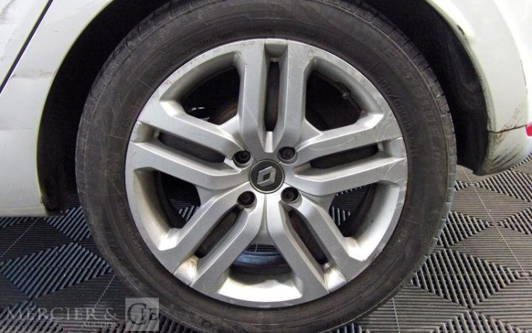 RENAULT CLIO IV 1.5 DCI 75 ENERGY ZEN BLANC EJ-246-SM