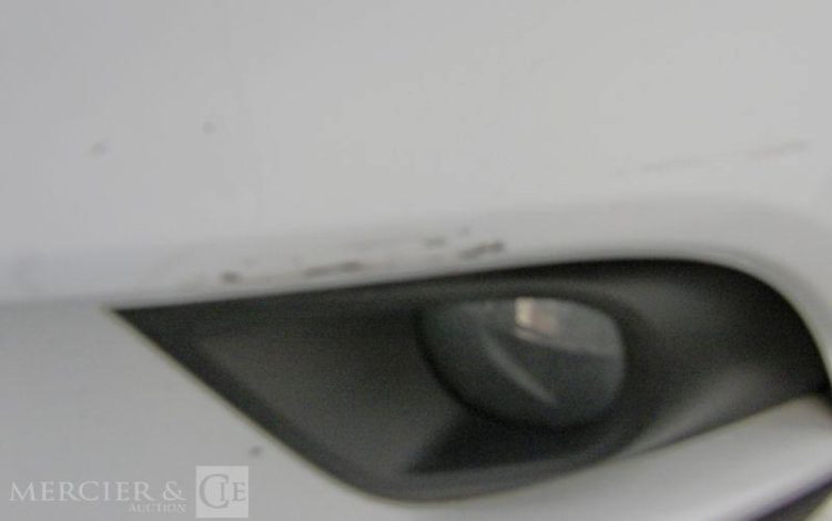 RENAULT CLIO IV BLANC EJ-529-QD