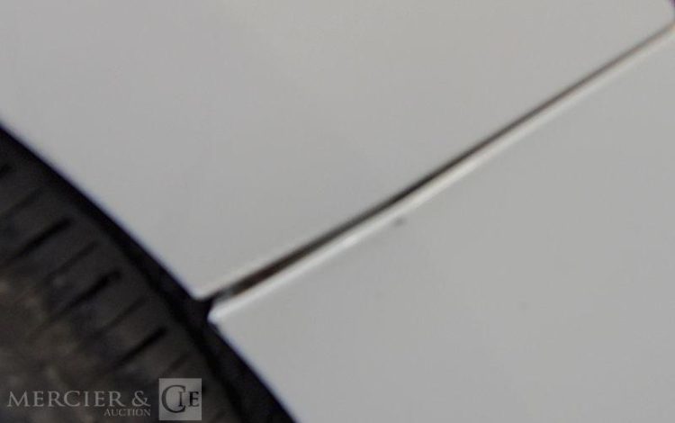 RENAULT CLIO IV BLANC EJ-529-QD