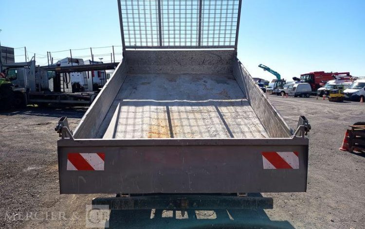 IVECO 35C13 BENNE SIMPLE CABINE COFFRE  EK-135-PE