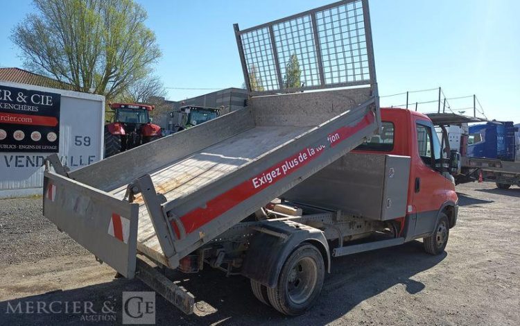 IVECO 35C13 BENNE SIMPLE CABINE COFFRE  EK-135-PE