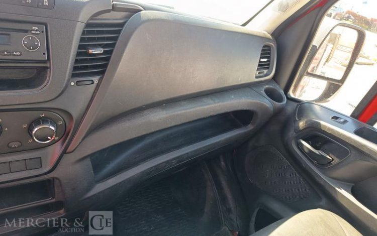 IVECO 35C13 BENNE SIMPLE CABINE COFFRE  EK-135-PE