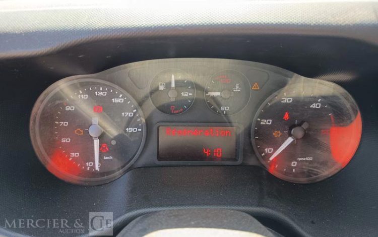 IVECO 35C13 BENNE SIMPLE CABINE COFFRE  EK-135-PE