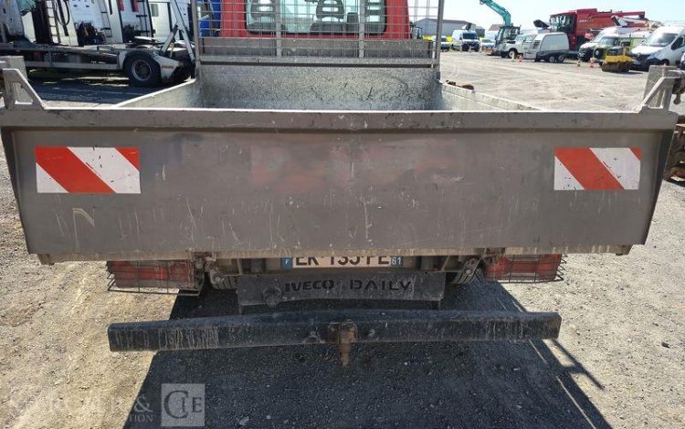 IVECO 35C13 BENNE SIMPLE CABINE COFFRE  EK-135-PE